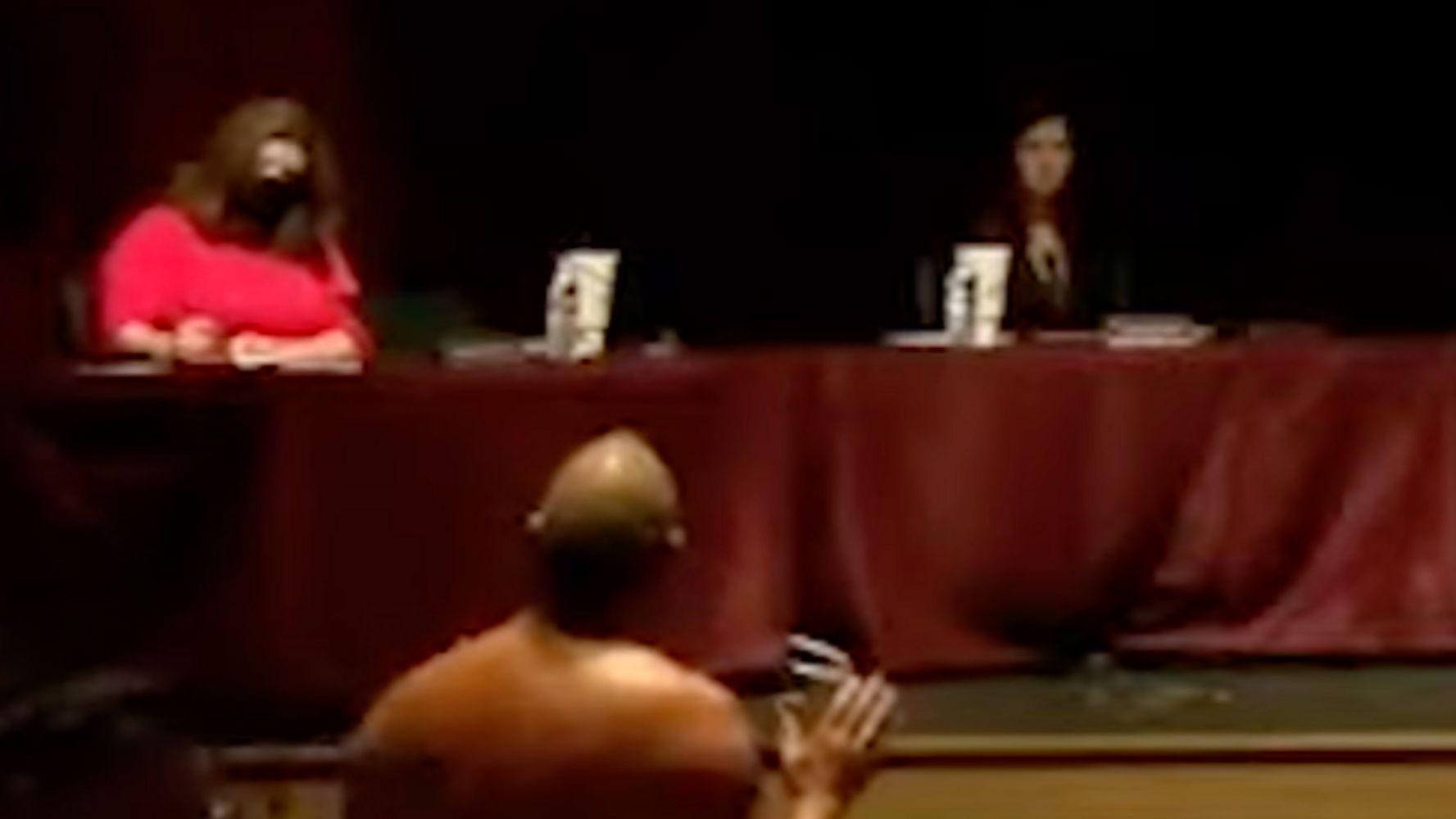 Texas Dad Strips At School Board Meeting To Support COVID-19
Mask Mandates 1
