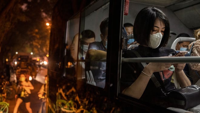 Rise in US vaccinations as cases surge, White House says;
Cincinnati hospitals mandate vaccines for employees: COVID-19
updates 1