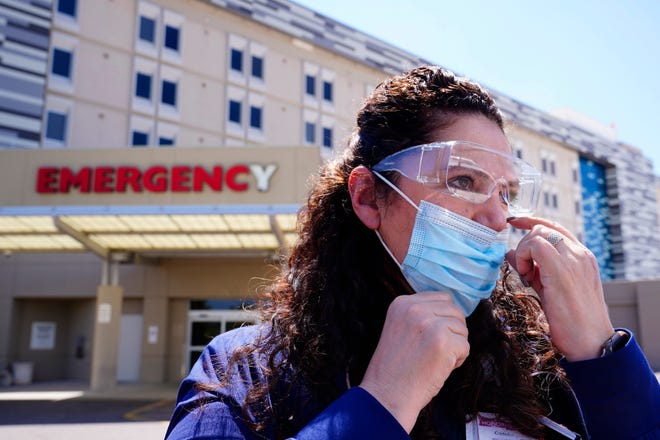 Afghan evacuees getting shots at mass vaccine site in US; as
some Delta hot spots peak, others emerge: Latest COVID-19
updates 1