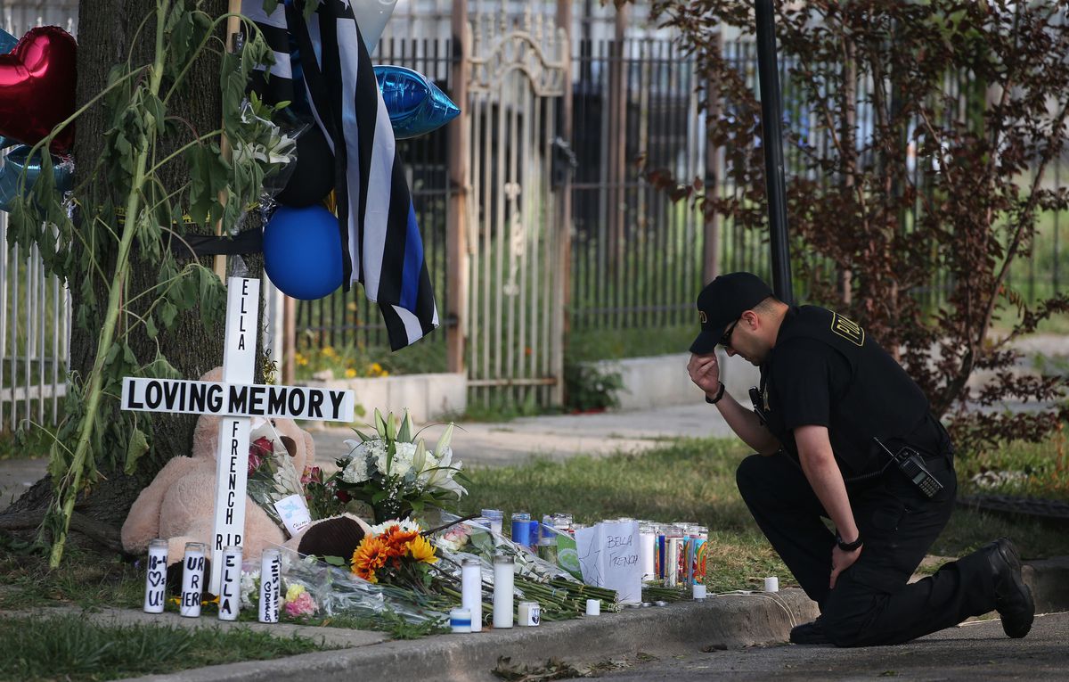 Man ordered held without bond in the weekend slaying of
Chicago police Officer Ella French 1 Man ordered held without bond in the weekend slaying of
Chicago police Officer Ella French 1