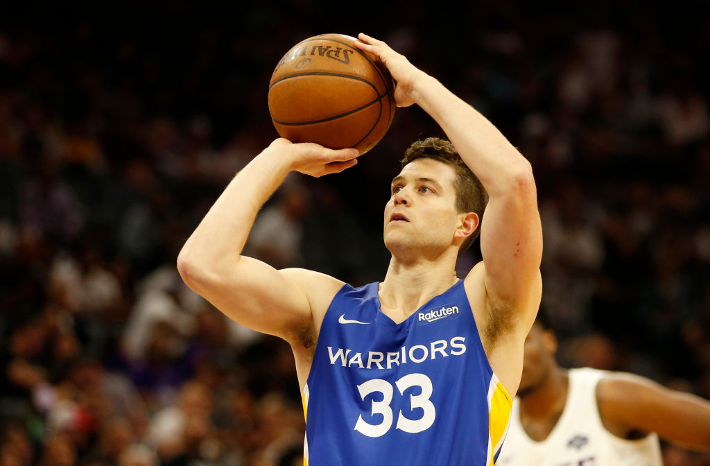 Jimmer Fredette added to Nuggets’ Summer League roster,
practice resumes Friday after COVID-19 pause 1