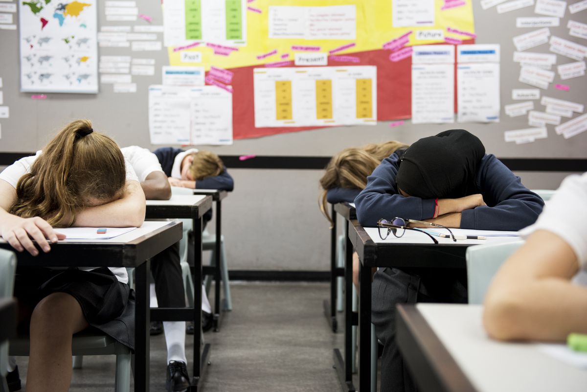 Teachers letting their students sleep in class: what health
experts say 1