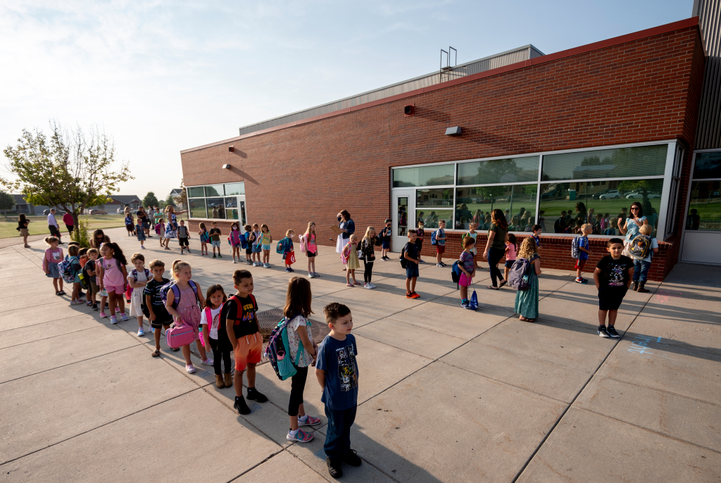 Opinion: As an aerosol scientist, I know schools need masks,
HEPA filters and outdoor lunches 1
