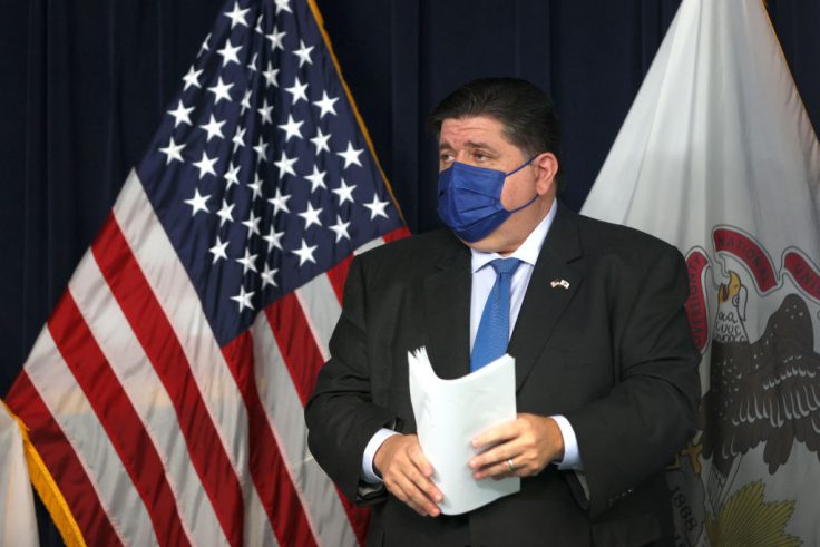 Report: Illinois Regulators Threaten Doctor Critical of
Gov’s School Mask Mandates 1
