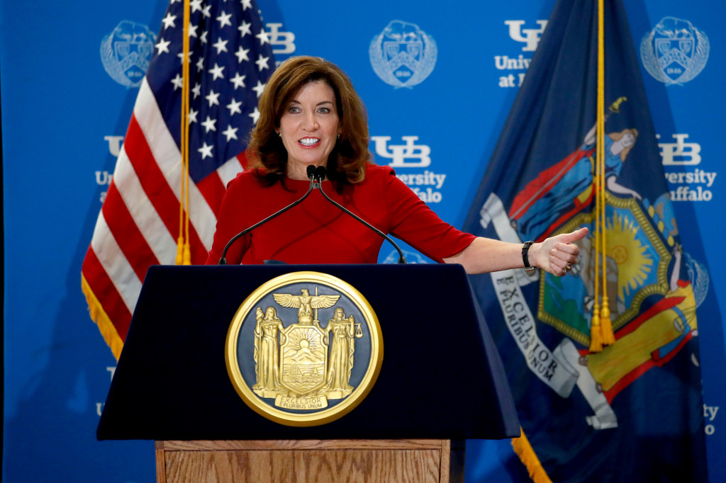 Gov. Kathy Hochul wants mandated COVID testing in NY schools
for unvaccinated workers 1