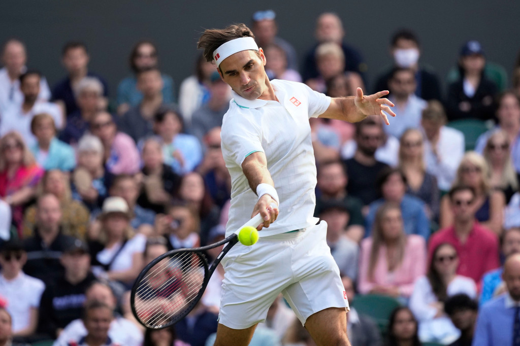 Roger Federer’s tennis future in doubt after withdrawing
from US Open 1