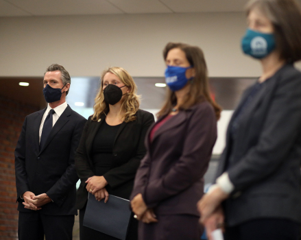 California could require COVID-19 vaccines at indoor
restaurants, bars, gyms and more 1 California could require COVID-19 vaccines at indoor
restaurants, bars, gyms and more 1