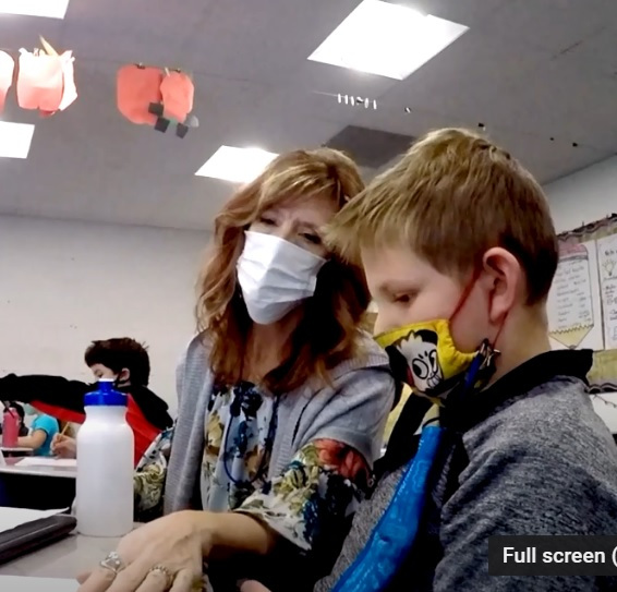 Jefferson County School District changes mask policy,
requires all students to wear face coverings in school 1
