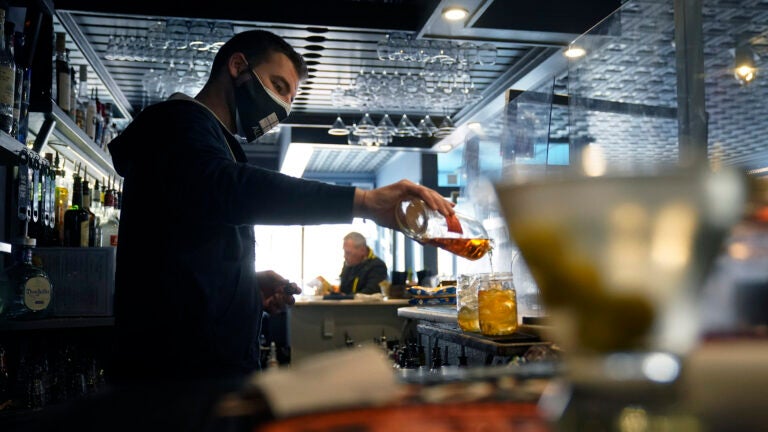 Per CDC guidelines, everyone in Mass. should wear masks
indoors 1