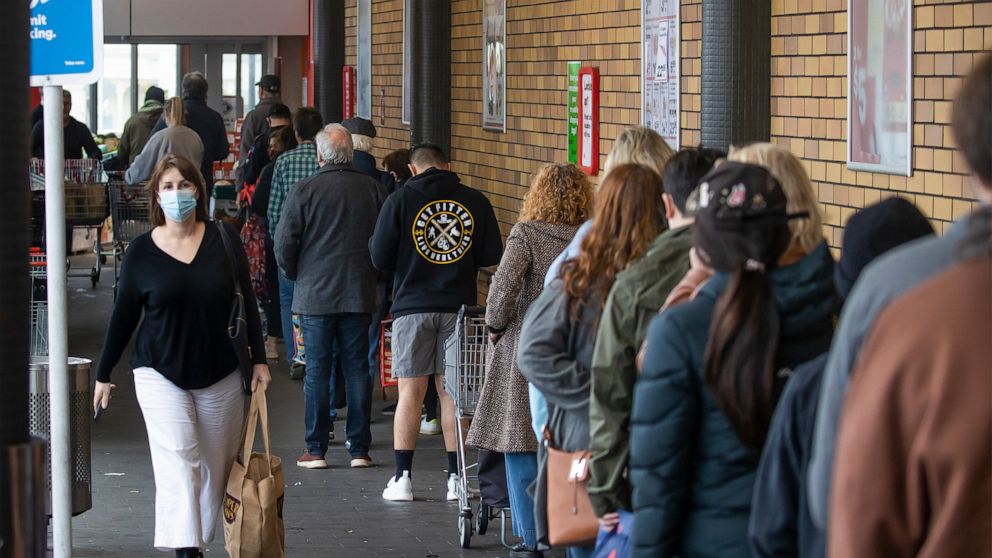 New Zealand to enter lockdown after single virus case
found 1