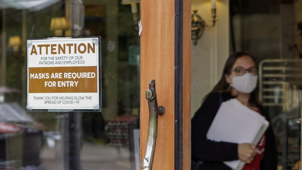 COVID: Oregon issues mask mandate, warns of hospital
surge 1
