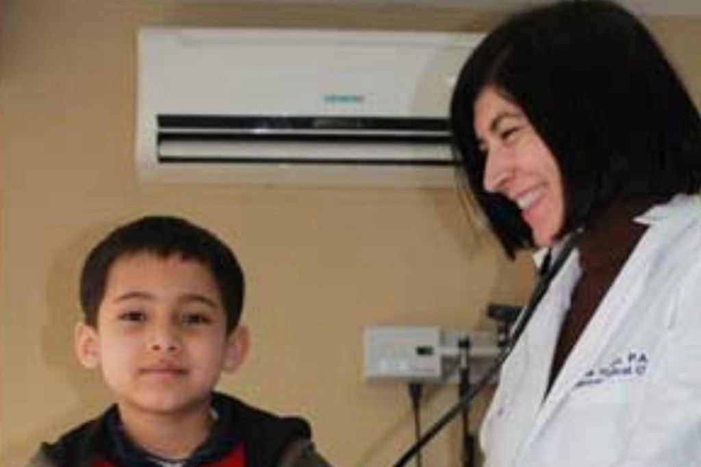 Army veteran aiming to evacuate trapped Afghan medical
workers from clinic she helped open 1 Army veteran aiming to evacuate trapped Afghan medical
workers from clinic she helped open 1