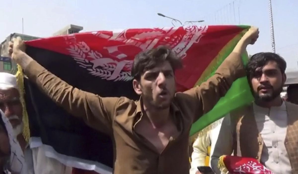 Protests, clashes mar first days of Taliban control 1