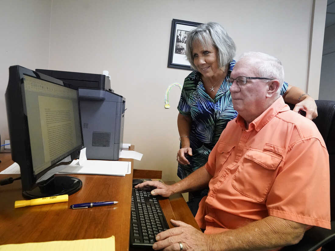 As The Coronavirus Surges In Florida, Some Vaccine Skeptics
Change Their Minds 1