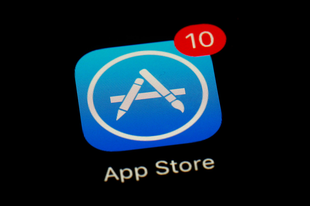 Apple may loosen rules on App Store fees in bid to settle
class-action lawsuit 1 Apple may loosen rules on App Store fees in bid to settle
class-action lawsuit 1