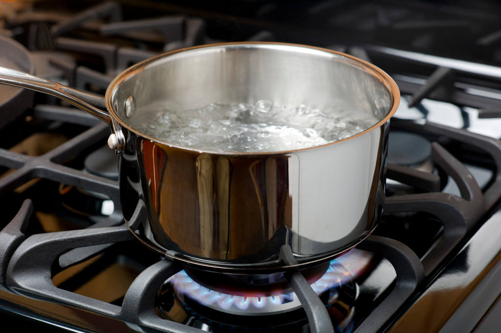 Some Jackson, Mississippi, residents, schools and advised to
boil water 1
