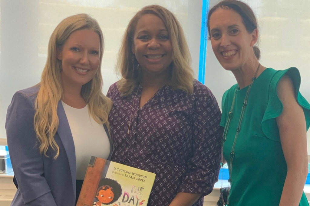 Chancellor goes maskless at Queens school despite
mandate 1