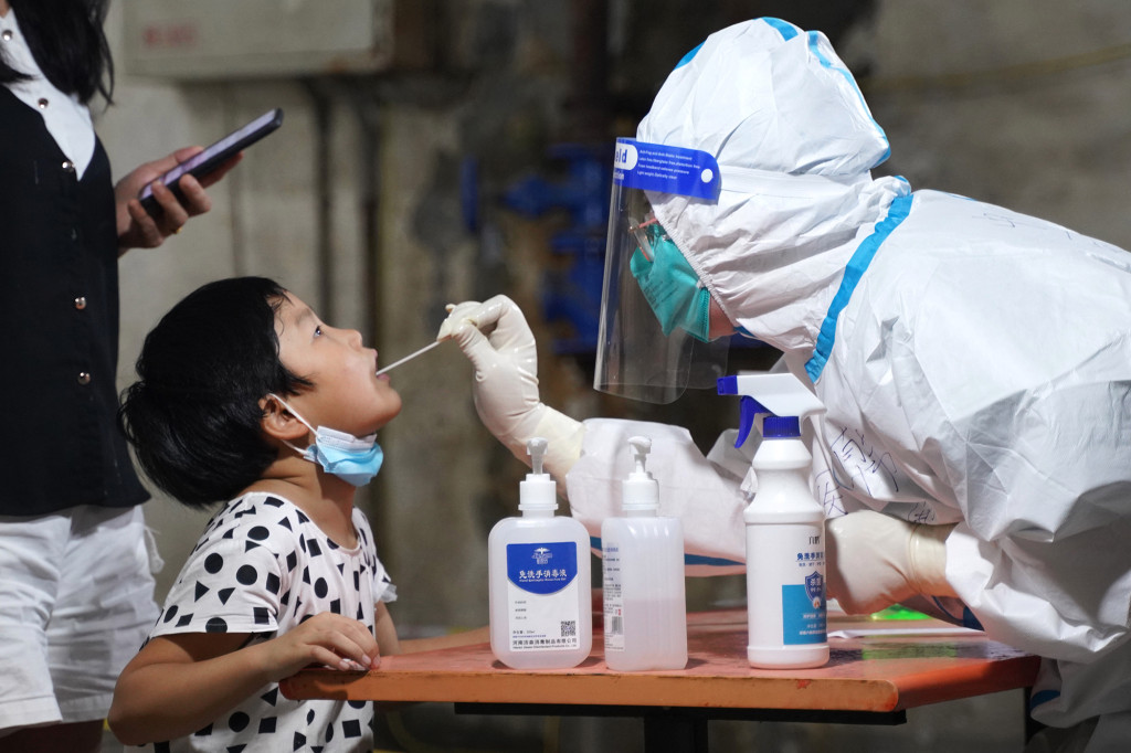 China will ‘hold accountable’ unvaccinated for COVID-19
outbreaks 1 China will ‘hold accountable’ unvaccinated for COVID-19
outbreaks 1