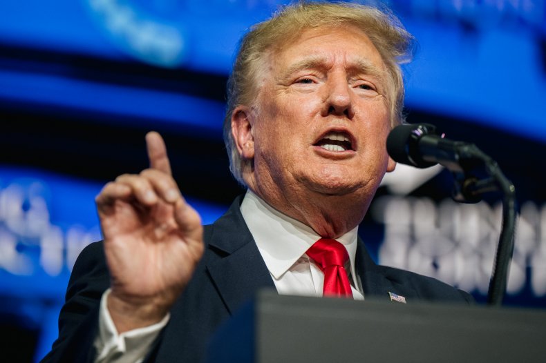 Donald Trump Pushes COVID-19 Vaccine, Says He is 'Very
Proud' of It 1