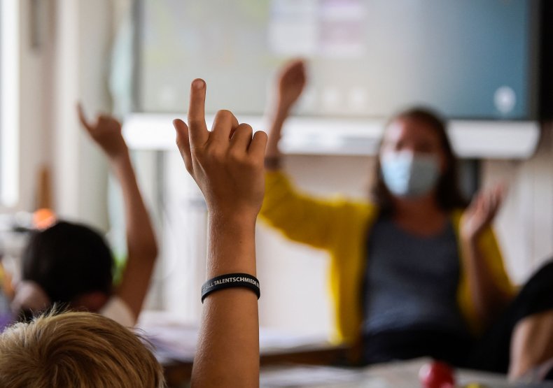 'Quit Your B****ing': Allegedly 'Profane' Pro-Mask Video
Shown to Elementary Students 1