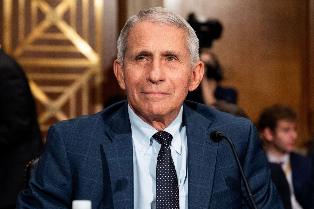 Fauci says mandatory COVID-19 vaccines for students a ‘good
idea’ 1