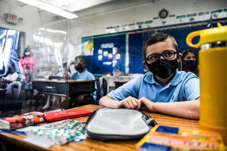 About Half of Florida Schoolchildren Under Mask Mandates as
More Districts Resist State Ban 1
