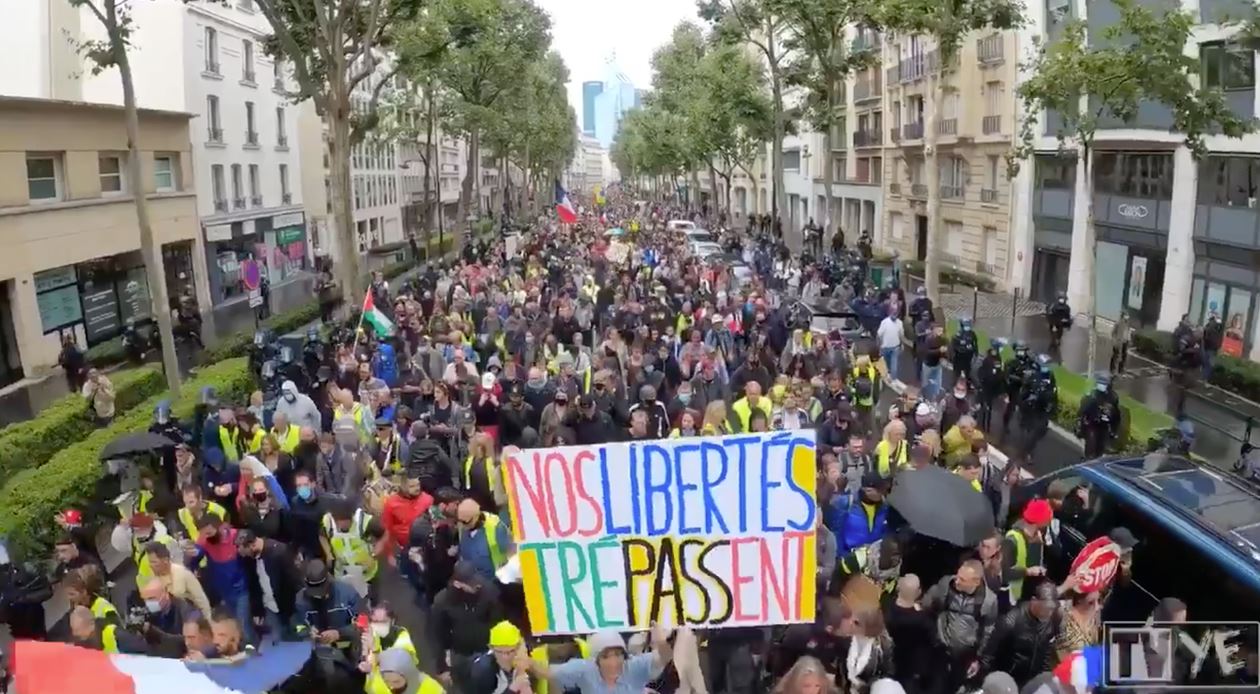 “No Vaccine Passports” — Thousands Protest Across France
Over New COVID Rules 1