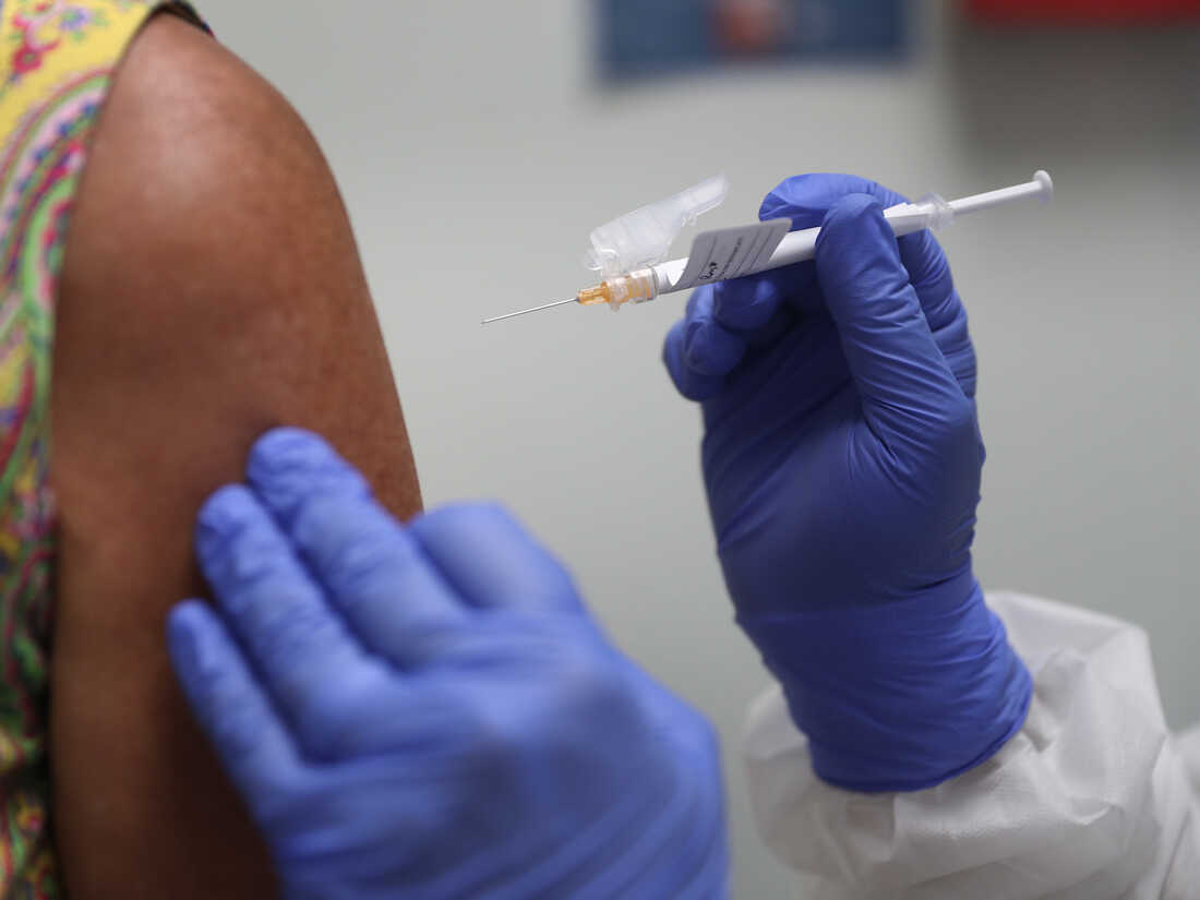 FDA Authorizes Third COVID-19 Dose For People With Weakened
Immunity 1