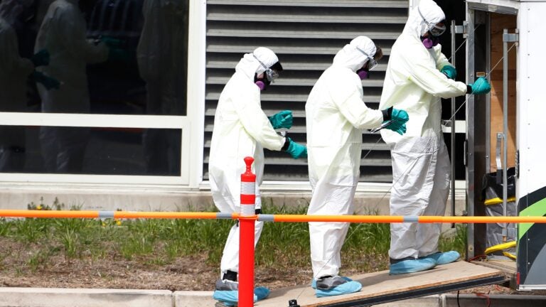 Workers at veterans' home at center of COVID-19 outbreak
sue 1
