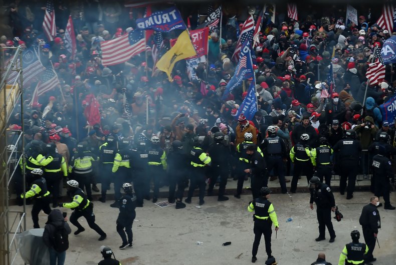 Man Charged in Capitol Riot Argues He's Not Dangerous After
Pretrial Release Violation 1