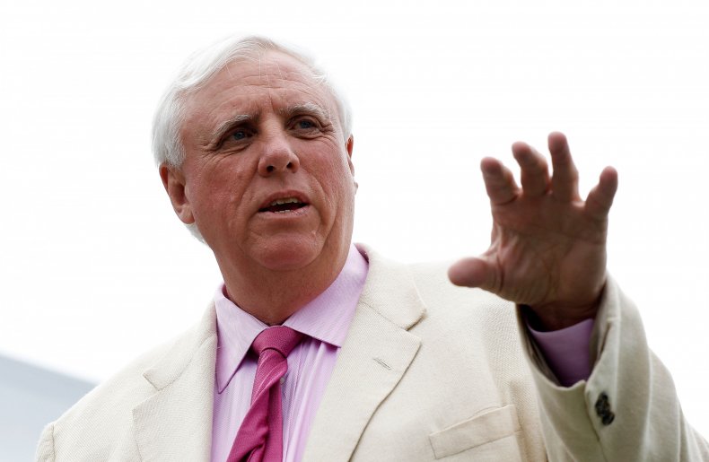 West Virginia Governor Declines Statewide Mask Mandates:
'Local Control Is Working' 1