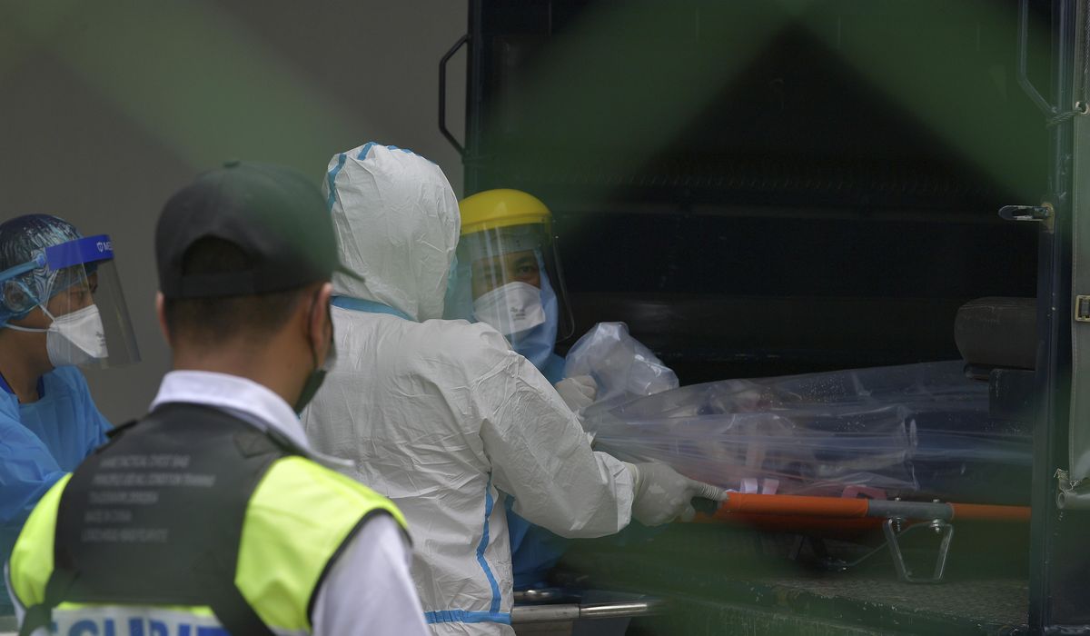 Malaysian police: Air force officer kills 3 colleagues,
self 1