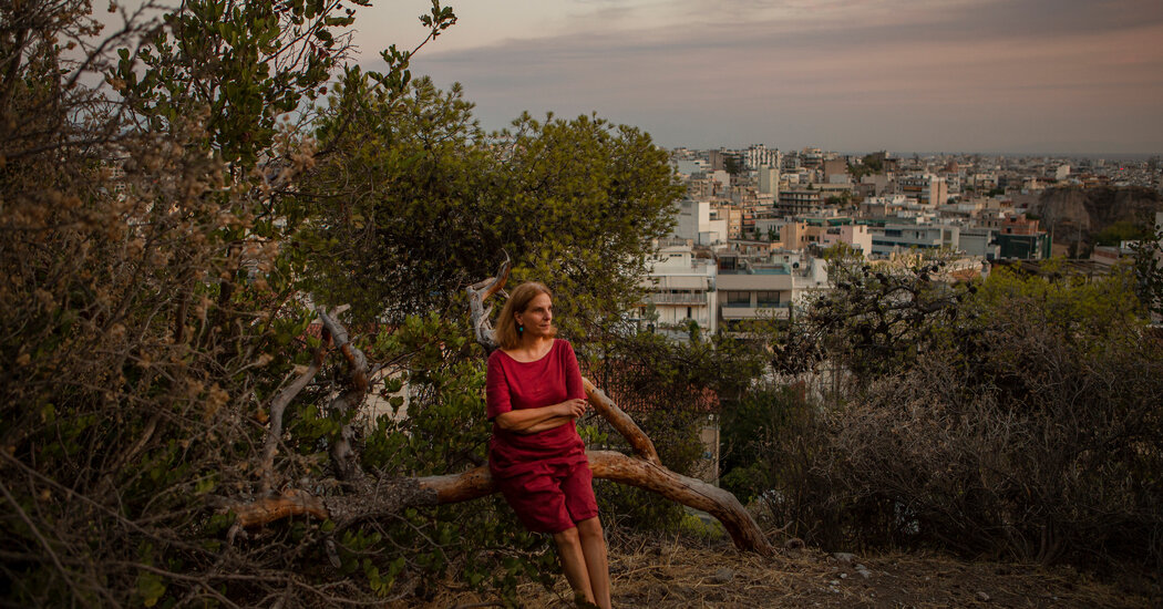 Athens Is Only Getting Hotter. Its New ‘Chief Heat Officer’
Hopes to Cool It Down. 1 Athens Is Only Getting Hotter. Its New ‘Chief Heat Officer’
Hopes to Cool It Down. 1