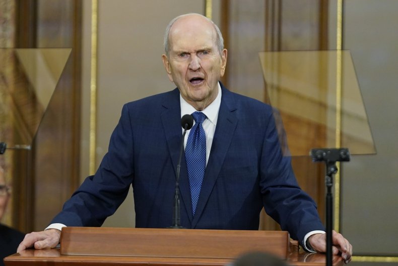 Majority of Mormons Buck Leadership's Push For Masks, COVID
Vaccine 1