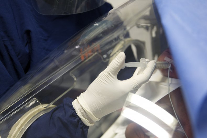 Vaccinated Mother Gives Birth to Baby With COVID-19
Antibodies 1