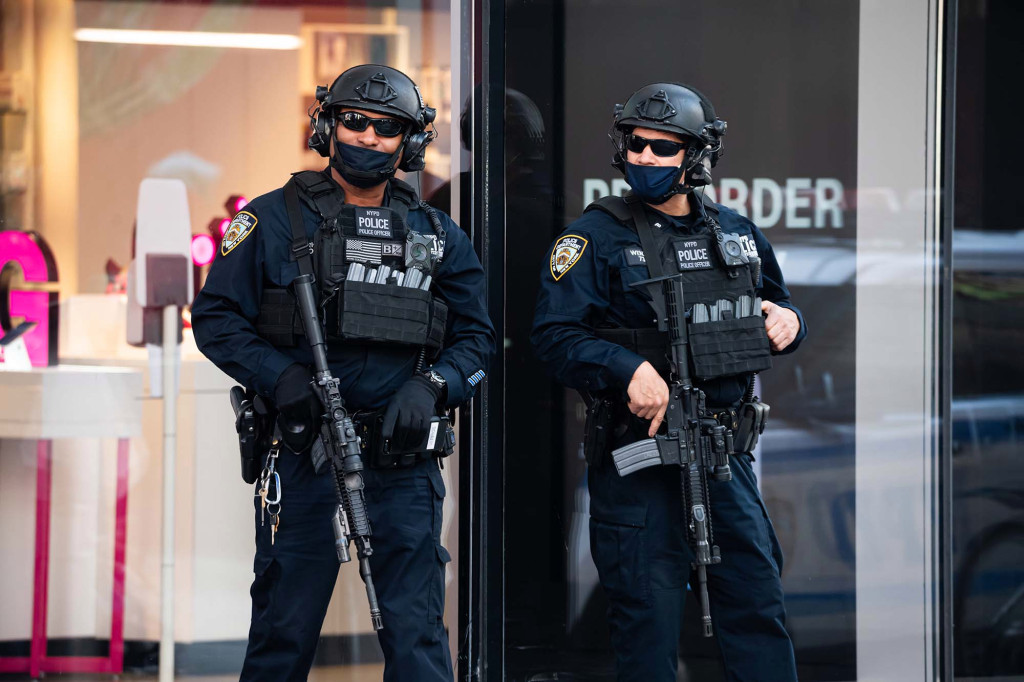 Unvaccinated cops must wear masks or face discipline, NYPD
says 1