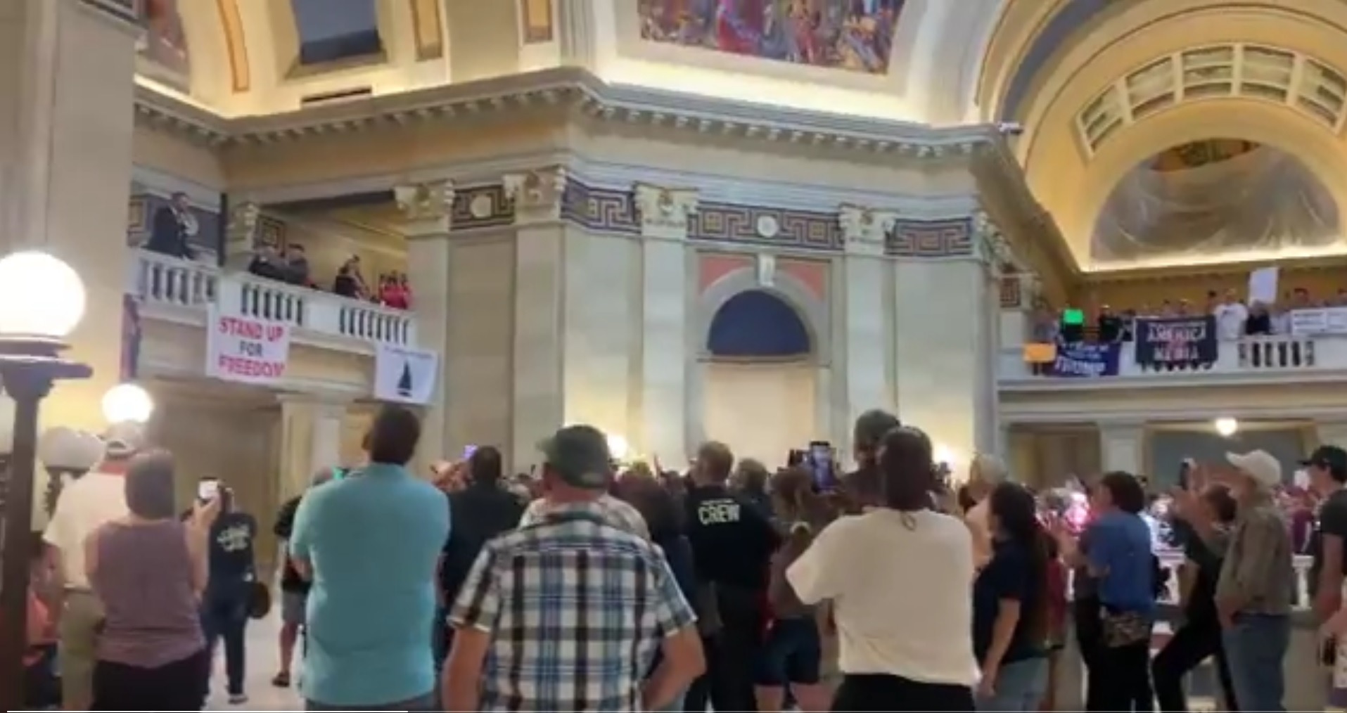 Freedom Movement Protests Against Vaccine Mandates At
Oklahoma State Capitol….LIVE DEVELOPMENTS 1