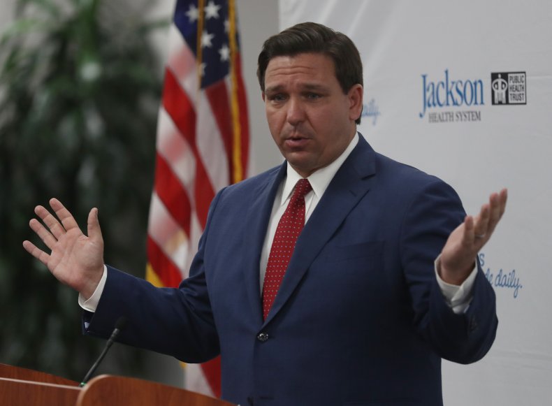 Investigation Finds Two Florida School Districts Violated
DeSantis' Mask Mandate Ban 1