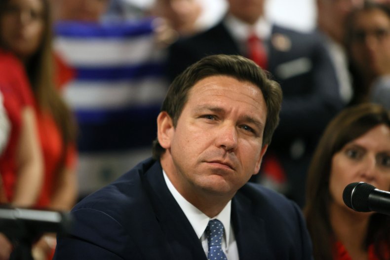 Ron DeSantis Loses Ground Among Democratic Challengers Amid
Mask Mandate Ban Criticism 1