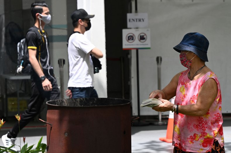 Singapore Says Its Residents Are 80 Percent Fully
Vaccinated, Signaling Gradual Reopening 1