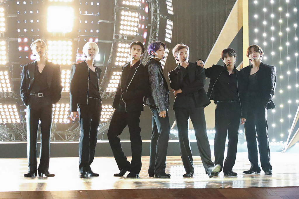 BTS cancels world tour due to COVID-19 concerns as #FanArmy
mourns loss 1