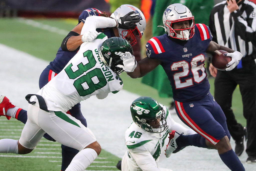 Patriots trade Sony Michel to injury-riddled Rams 1