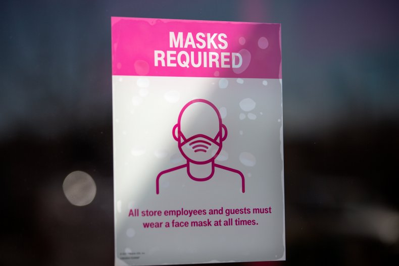 5 of the 10 Biggest School Districts in Texas Now Require
Masks, Defying Greg Abbott's Ban 1