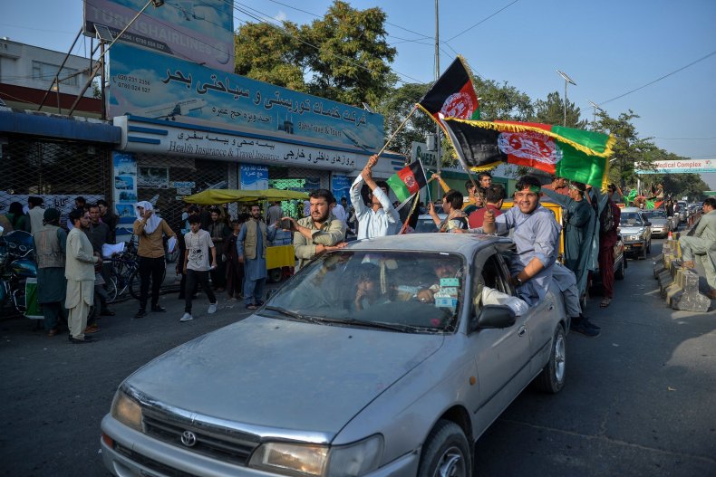 U.S. Doesn't 'Have the Capacity to Test' for COVID-19 as
Thousands Evacuate Afghanistan 1