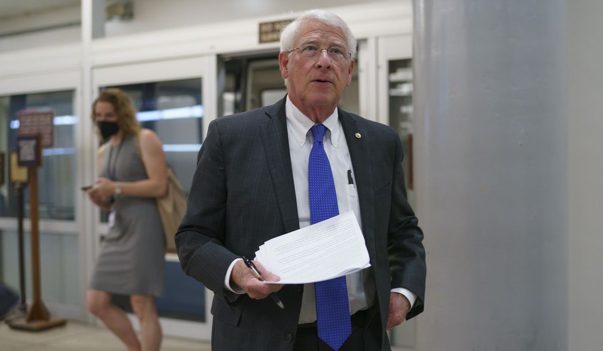 Roger Wicker of Mississippi tests positive for COVID-19,
reports mild symptoms 1