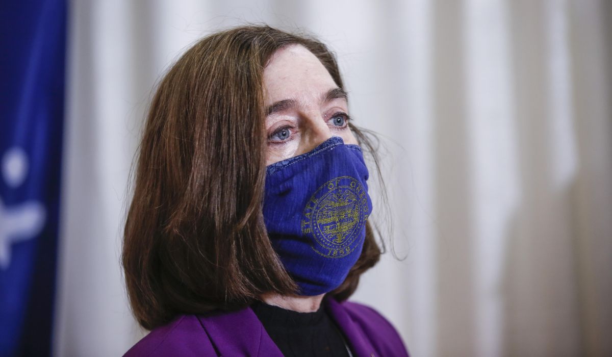 Kate Brown, Oregon governor, imposes mandates on indoor
masks, vaccines for state workers 1