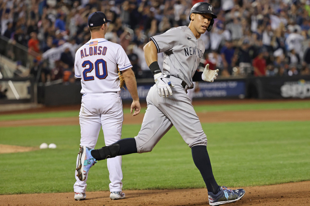 Aaron Judge powers Yankees rally to beat Mets in Subway
Series classic 1
