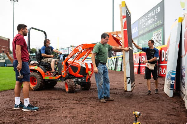A Flooded Stadium Went Viral, but the Somerset Patriots
Didn't Quit 1