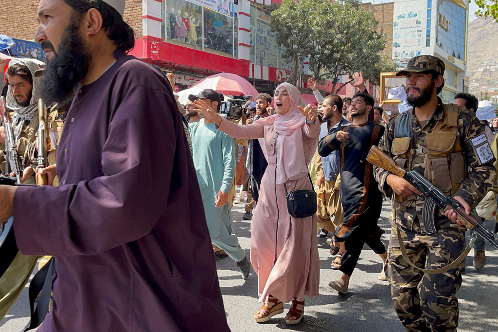 Afghan protests persist, posing a problem for new Taliban
government 1 Afghan protests persist, posing a problem for new Taliban
government 1