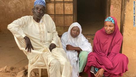 Schools in Nigerian state shut after mass kidnapping of
students by gunmen 1